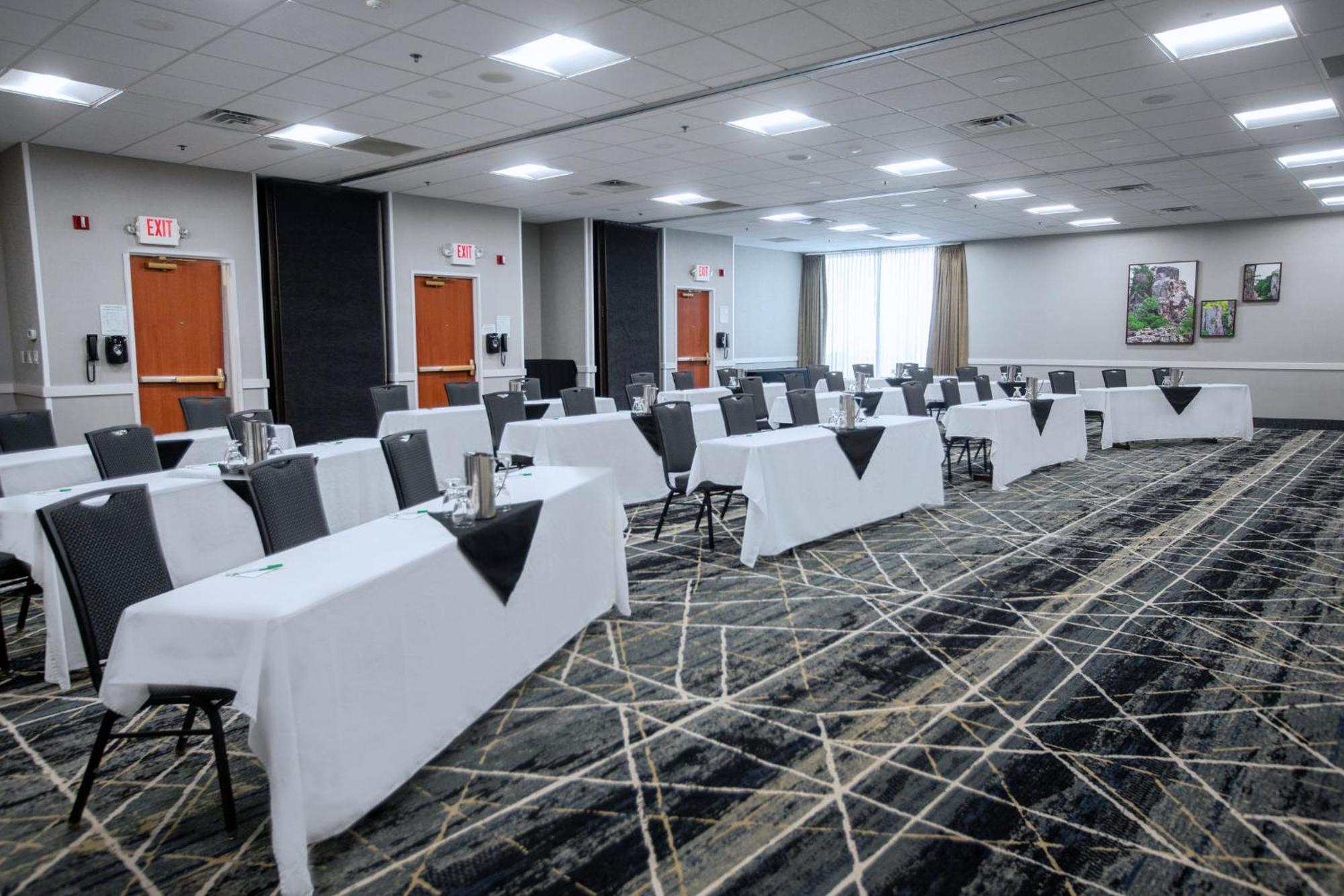 Holiday Inn Sioux Falls-City Center By Ihg מראה חיצוני תמונה