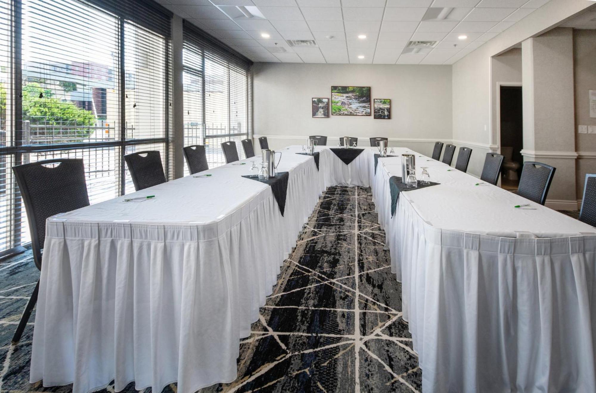 Holiday Inn Sioux Falls-City Center By Ihg מראה חיצוני תמונה